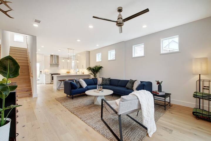 Modern, Luxe Home | Hot Tub gallery image 3