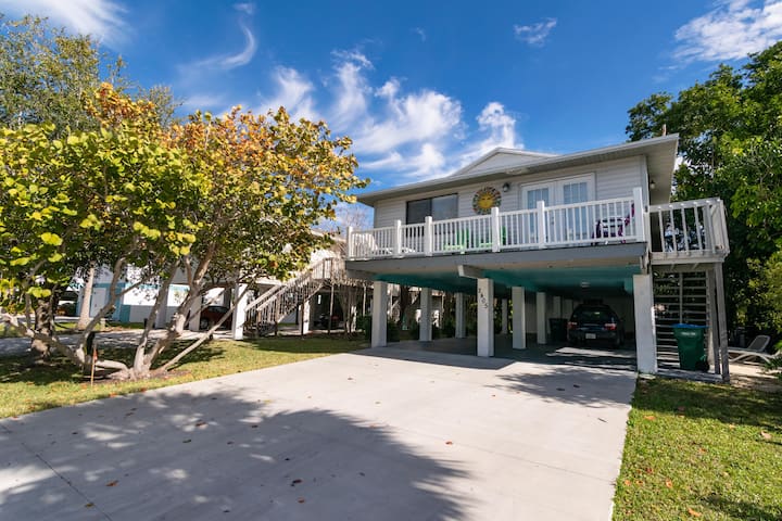 Getaway Retreat A+b · 4br · Firepit · Bay - Anna Maria, FL