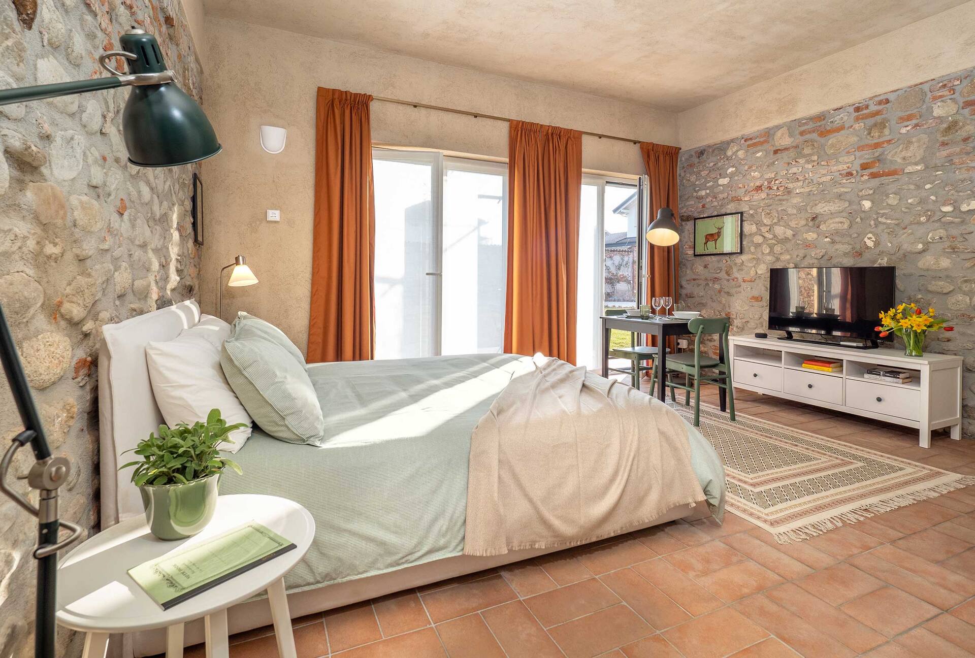 Green Lodge - Apartment 3 - 1 BR 1 Bath