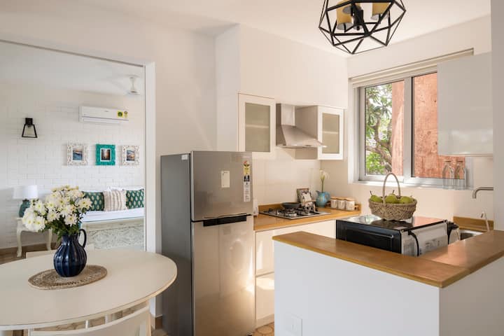 Fully equipped kitchen