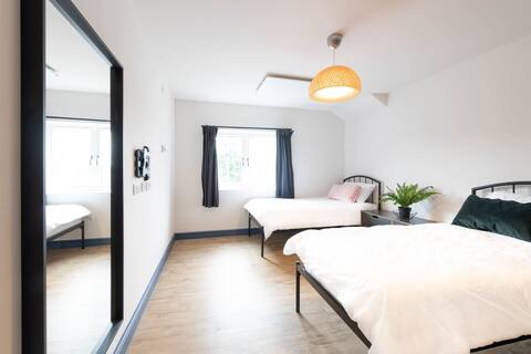 Cedar Apartments - Apartment 8