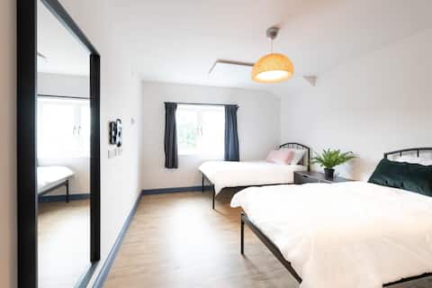 Cedar Apartments - Apartment 8