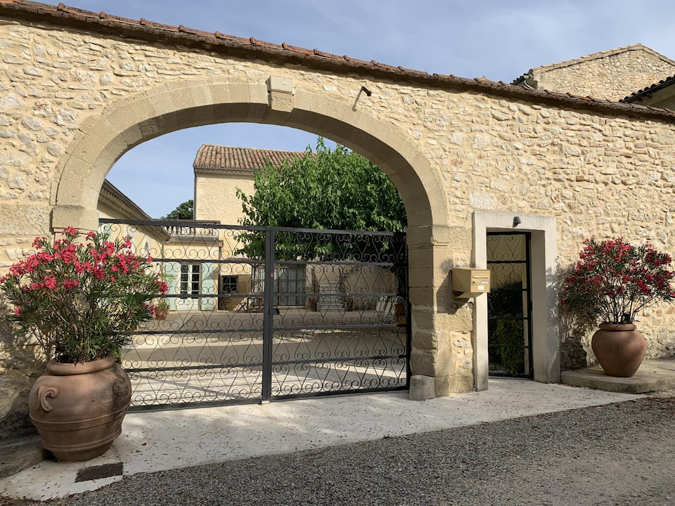 A 750 m² stone mas for twenty in the Gard, Gajan, Occitanie, France, photo 5 of 10