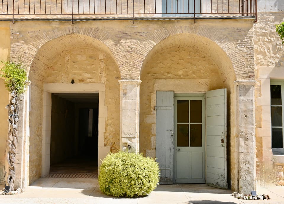 A 750 m² stone mas for twenty in the Gard, Gajan, Occitanie, France, photo 6 of 10