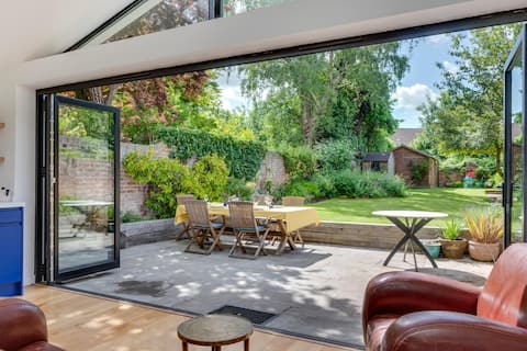 5 Bed in Canterbury (oc-ct043)