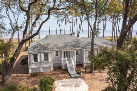100 Secret Beach Cottage