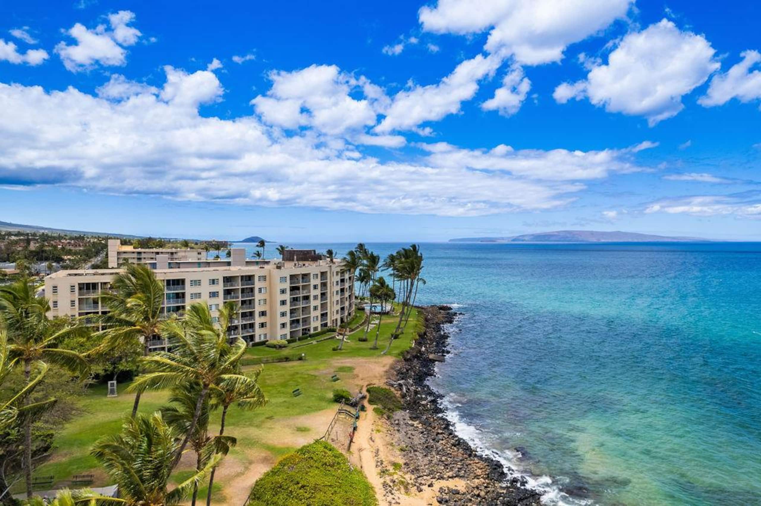 Condo in Kihei · ★4.96 · 1 bedroom · 1 bed · 1 bath - Image 76