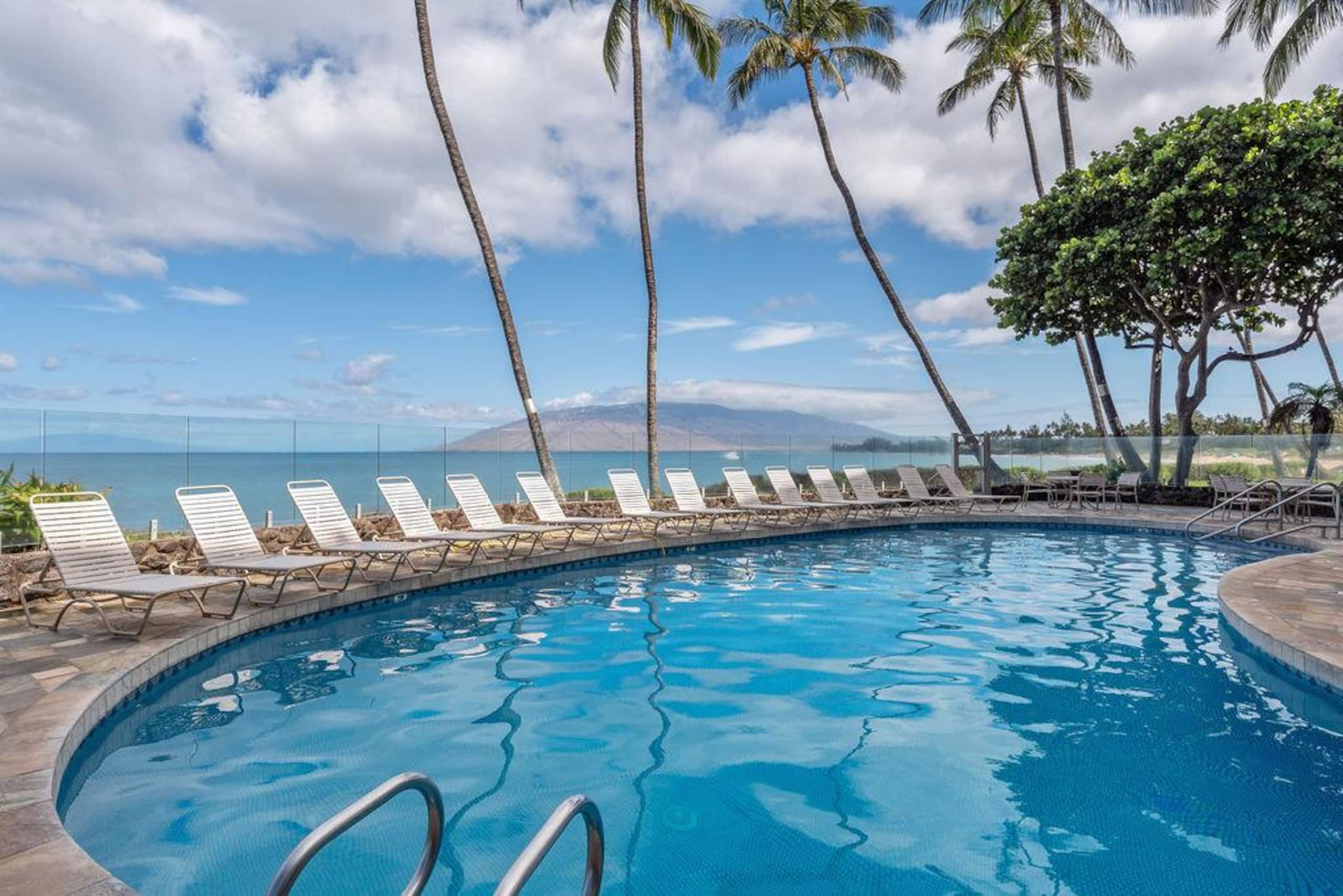 Condo in Kihei · ★4.96 · 1 bedroom · 1 bed · 1 bath - Image 31