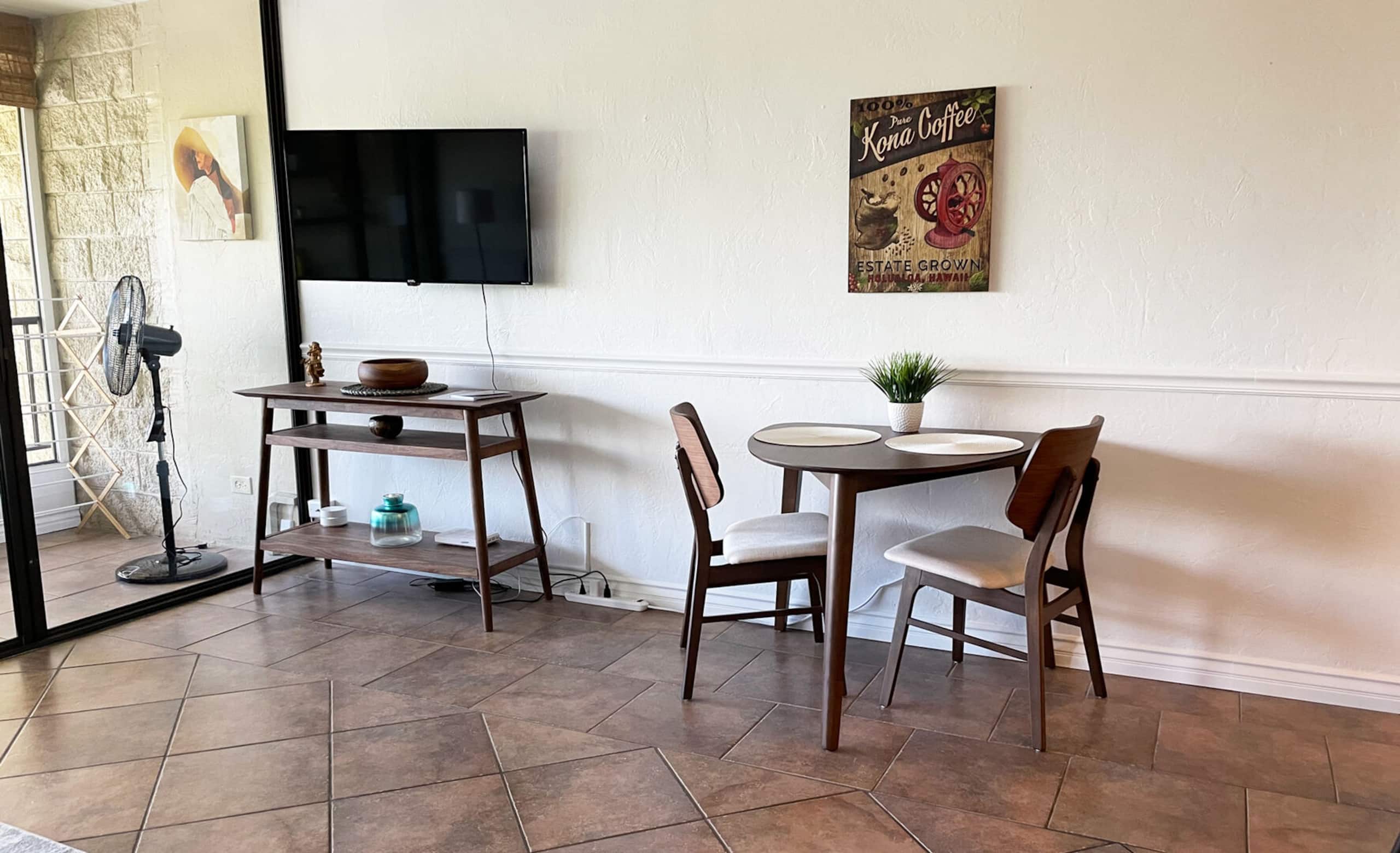 Condo in Kailua-Kona · ★4.64 · 1 bedroom · 2 beds · 1 bath - Image 9
