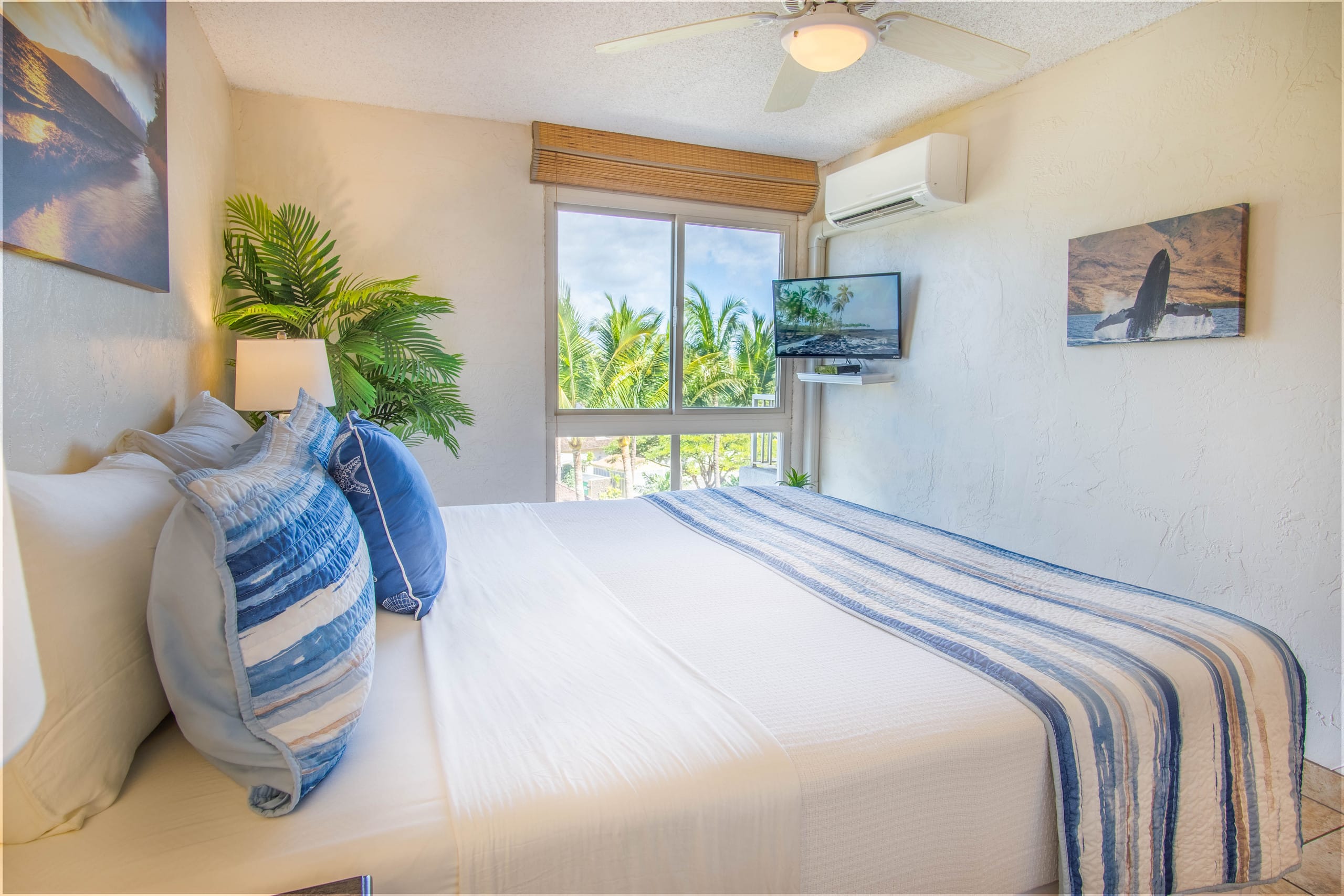 Condo in Kihei · ★4.86 · 1 bedroom · 2 beds · 2 shared baths - Image 14