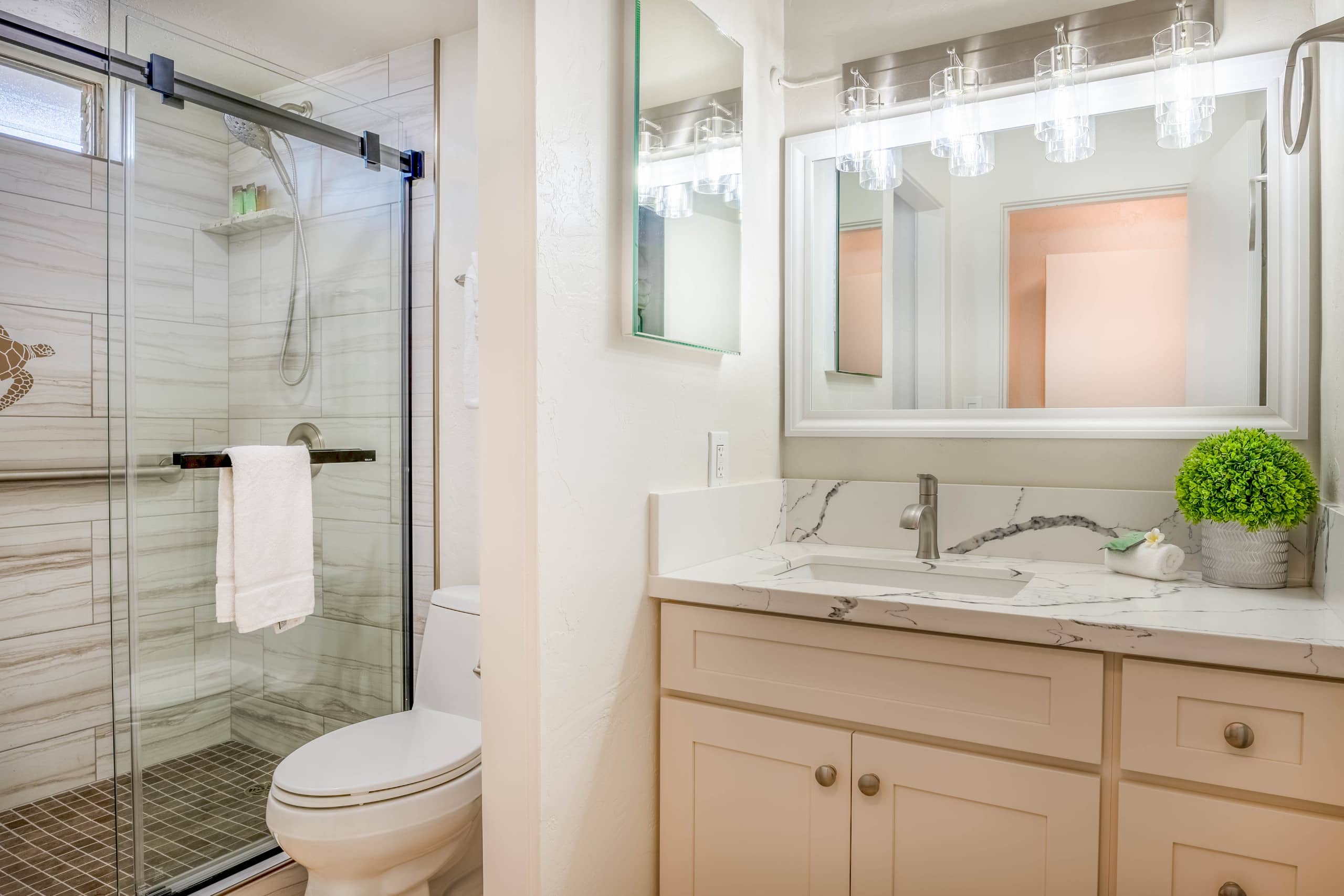 Condo in Kihei · ★4.86 · 1 bedroom · 2 beds · 2 shared baths - Image 16