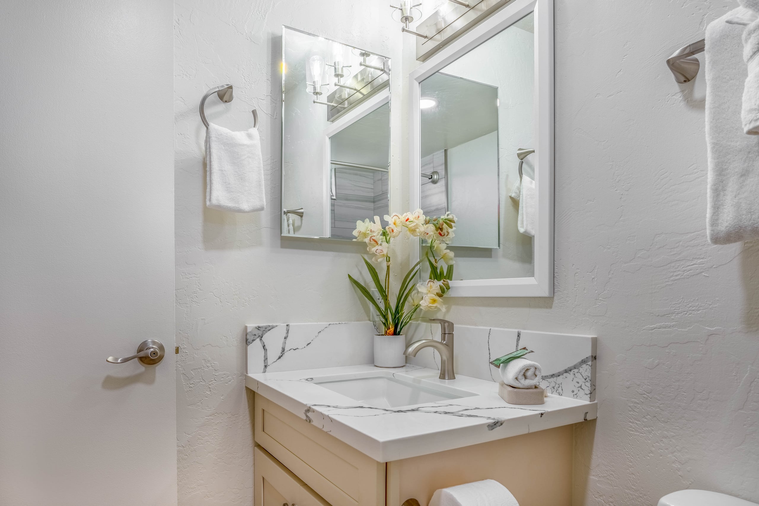 Condo in Kihei · ★4.86 · 1 bedroom · 2 beds · 2 shared baths - Image 20