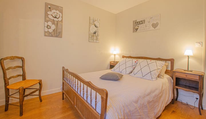 ห้องนอนเตียงใหญ่ห้องที่ 2