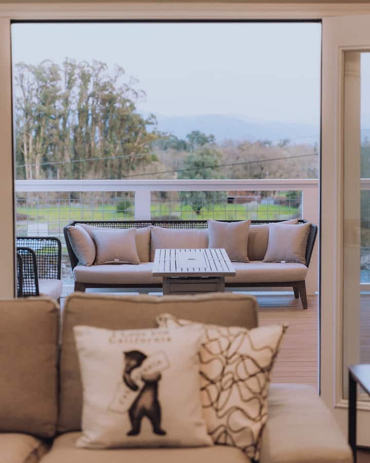 Wine Country Retreat: Pool, Hot Tub, Views & Ev - Healdsburg, CA