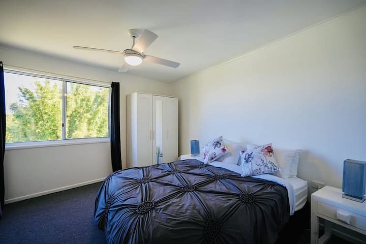 Dormitorio de la unidad A