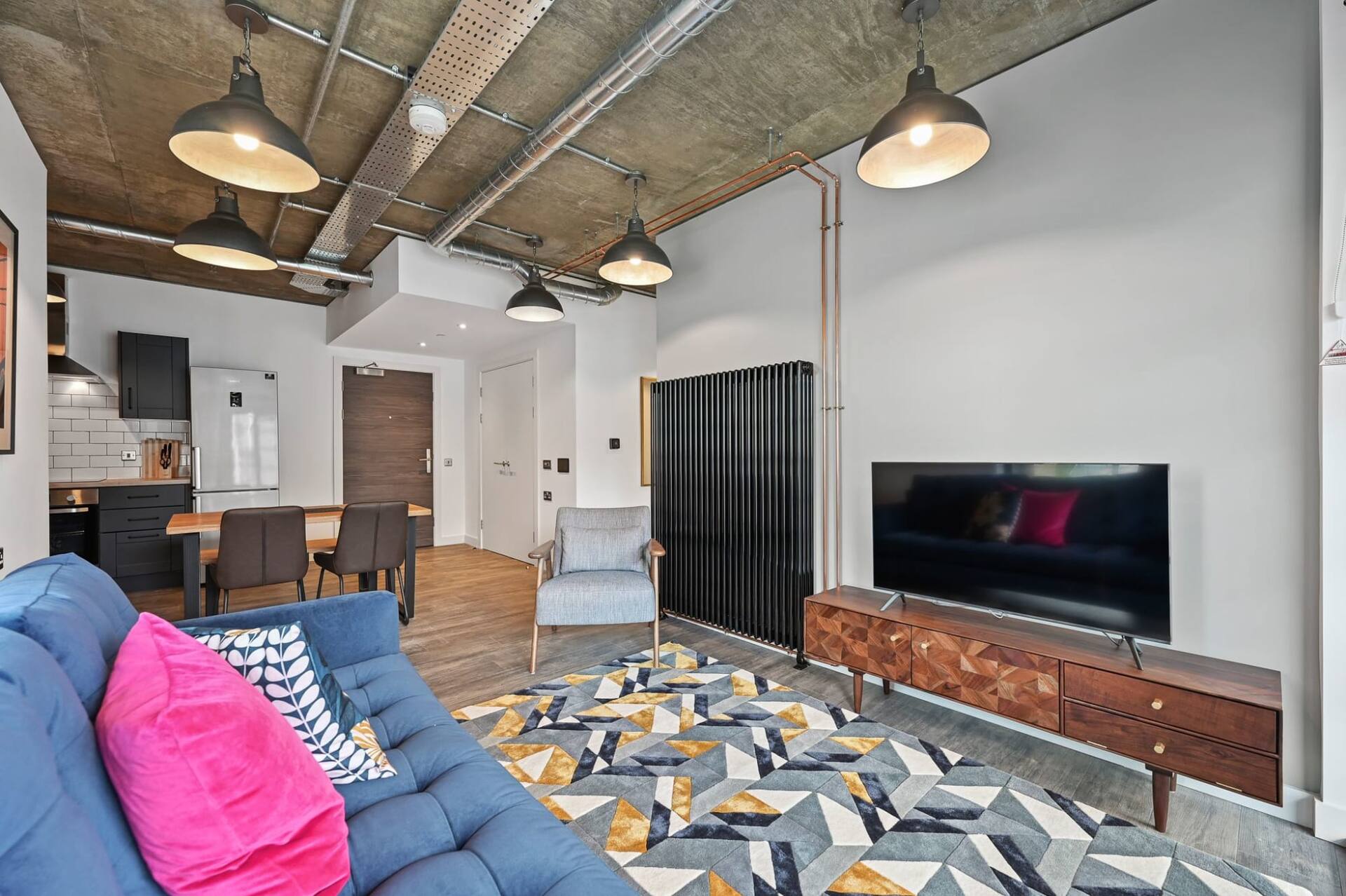 Bright Loft Style 1BR at Ferrum Wembley