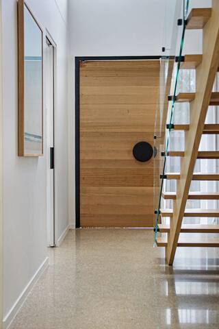 Wattlebird Escape – Heated Pool, Pizza Oven, Sleep gallery image 4