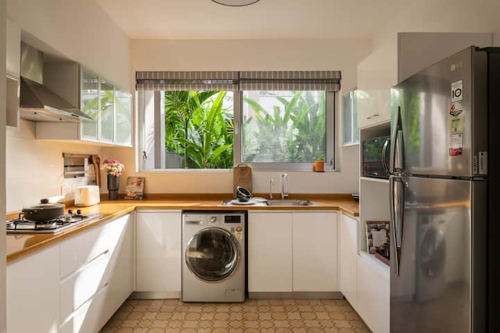 Fully equipped kitchen
