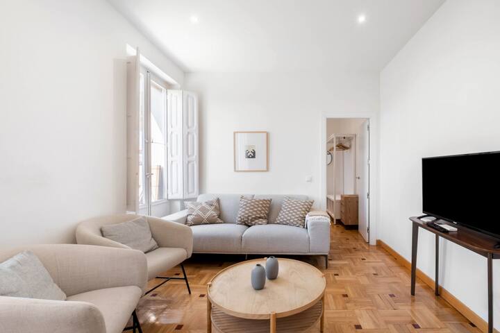 Bright apartment-4Bedrooms 2Bathrooms – Goya gallery image 3