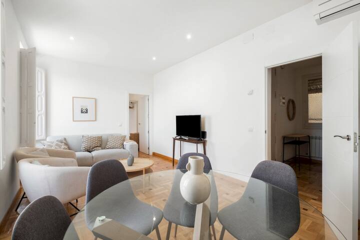 Bright apartment-4Bedrooms 2Bathrooms – Goya gallery image 2