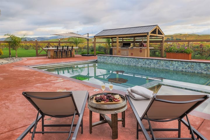 Wedding & Event-friendly | Group Estate With Pool - Livermore, CA