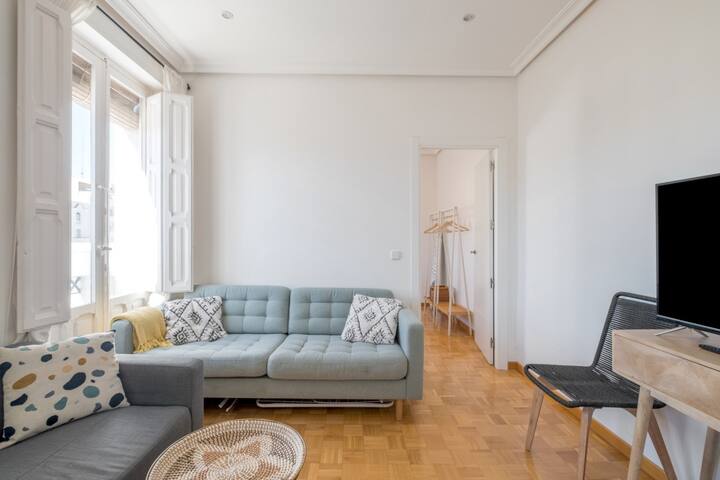 Spacious apartment-4Bedrooms 2Bathrooms – Goya gallery image 4