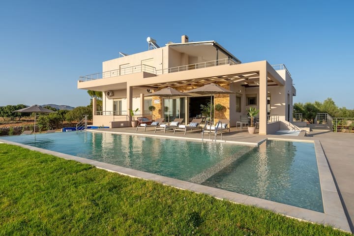 Villa Anastasia, Private Heated Pool Full Privacy