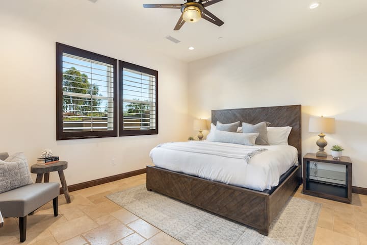 غرفة نوم الضيوف 5 مع حمام داخلي