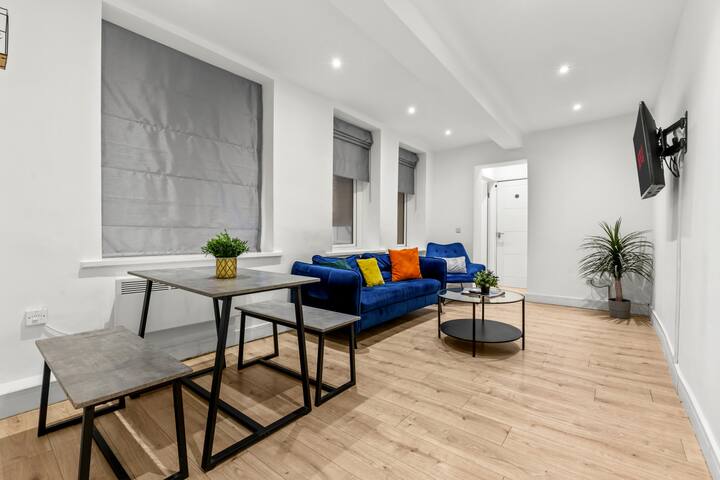 Heart of the city centre – 3 Bed Apartment (F1)