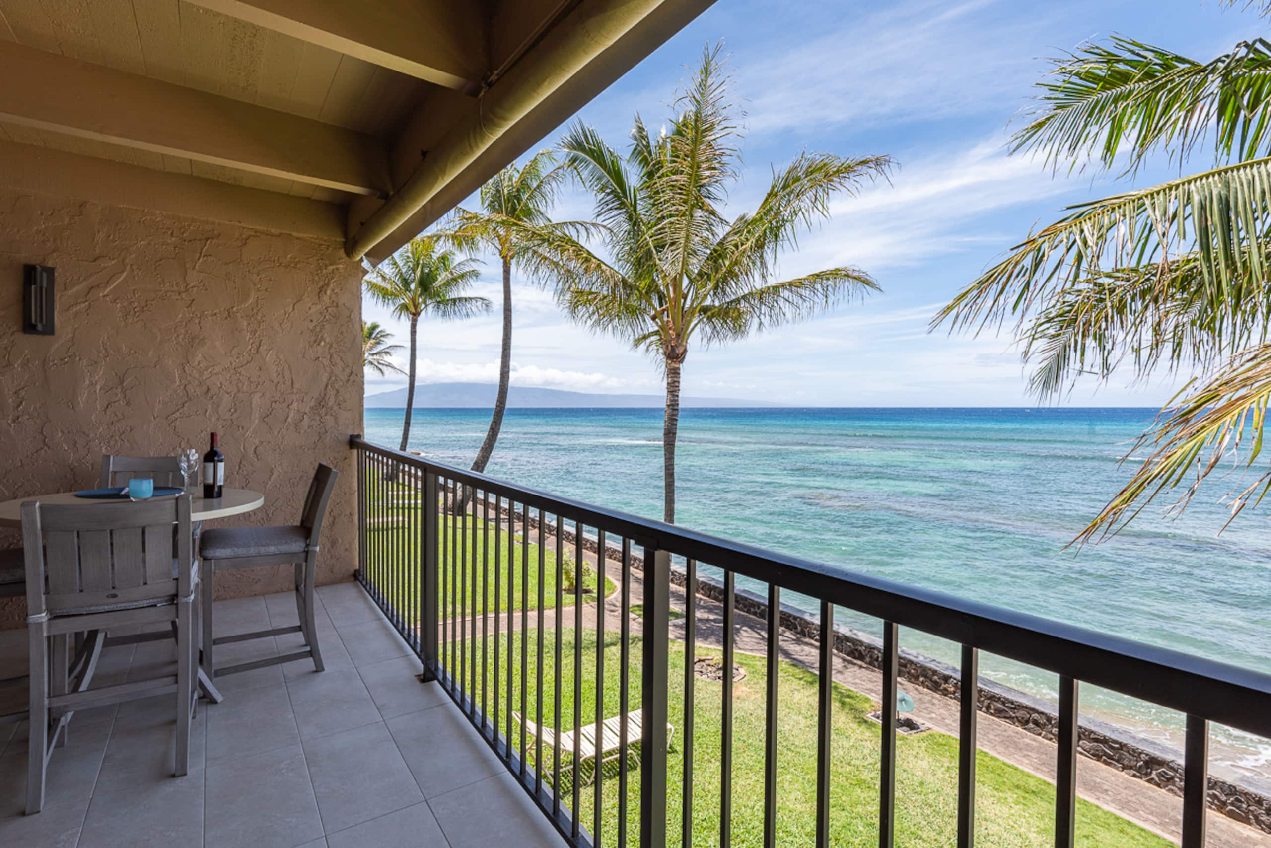 Condo in Lahaina · ★4.93 · 2 bedrooms · 3 beds · 2 baths - Image 27