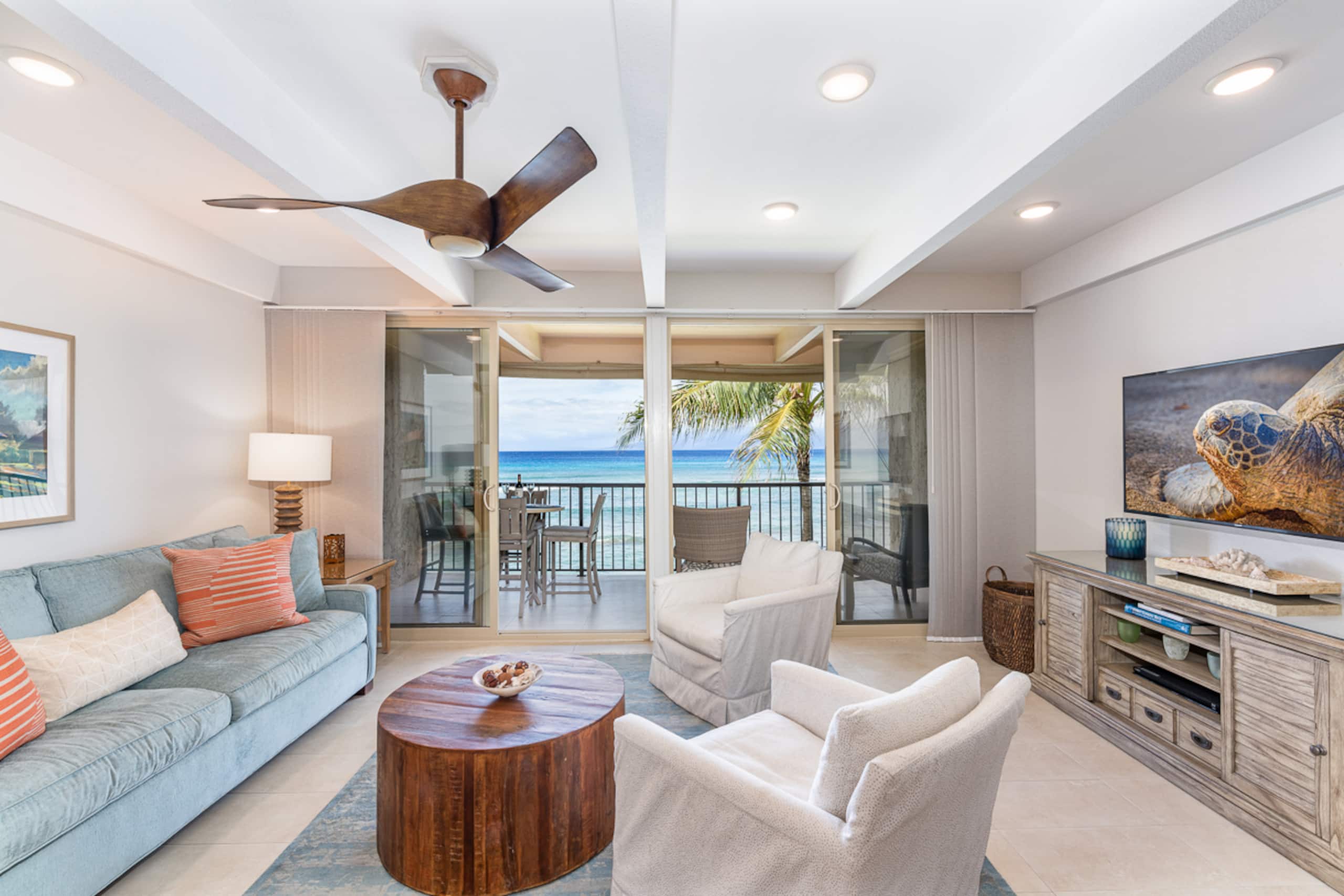 Condo in Lahaina · ★4.93 · 2 bedrooms · 3 beds · 2 baths - Image 2
