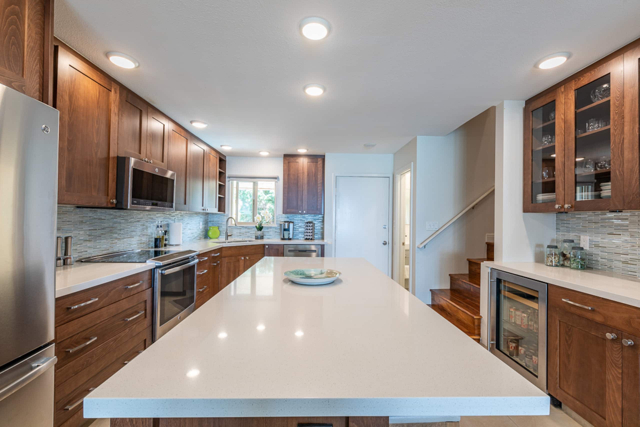 Condo in Lahaina · ★4.93 · 2 bedrooms · 3 beds · 2 baths - Image 15