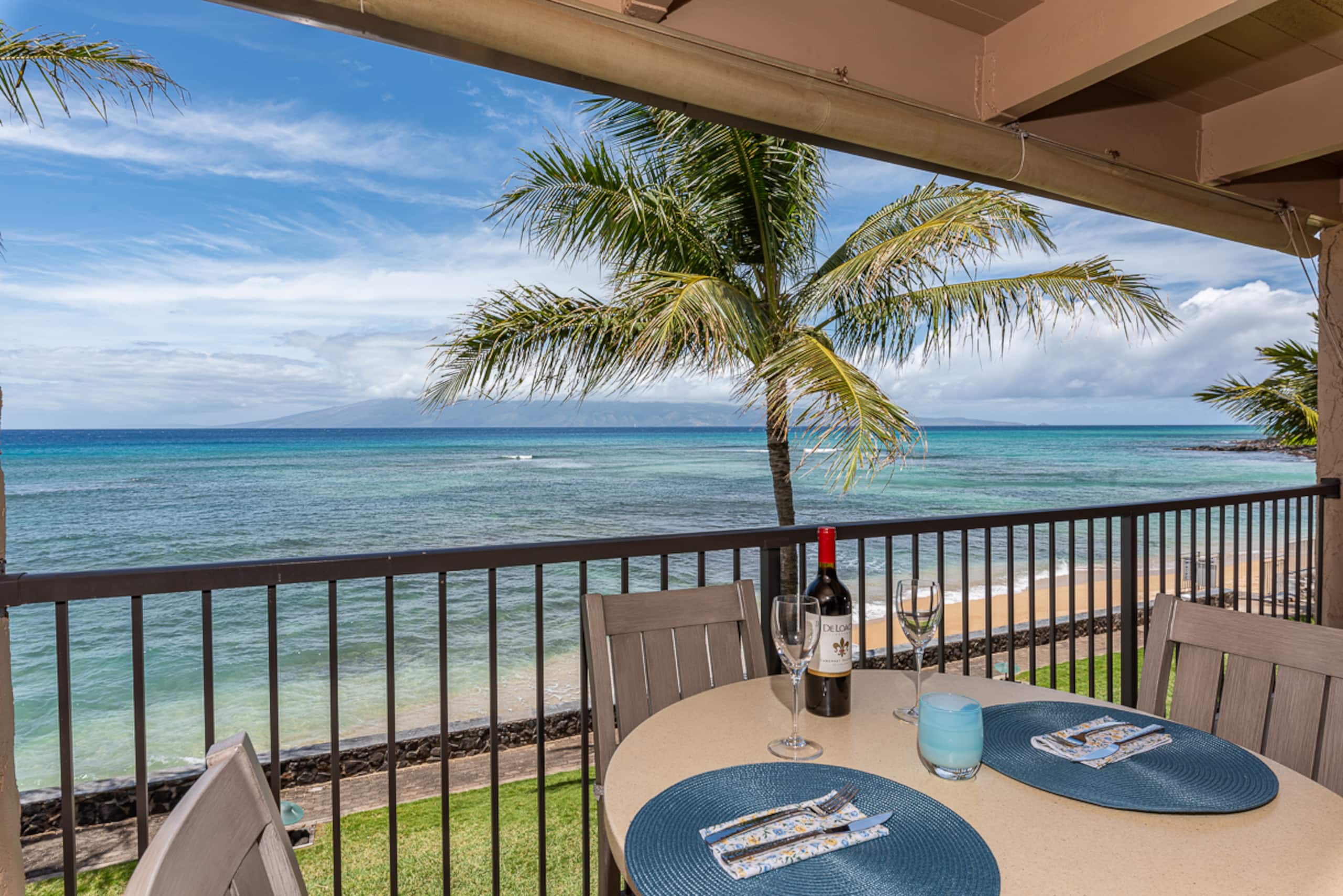 Condo in Lahaina · ★4.93 · 2 bedrooms · 3 beds · 2 baths - Image 1