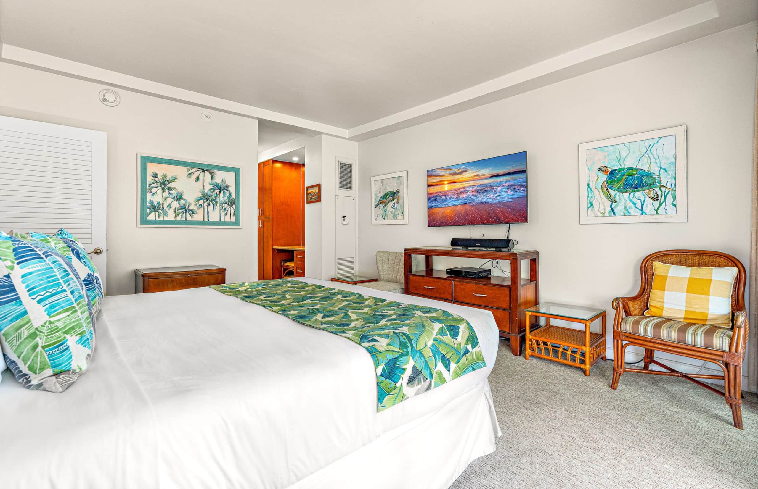 Condo in Lahaina · ★4.82 · 1 bedroom · 2 beds · 2 baths - Image 22