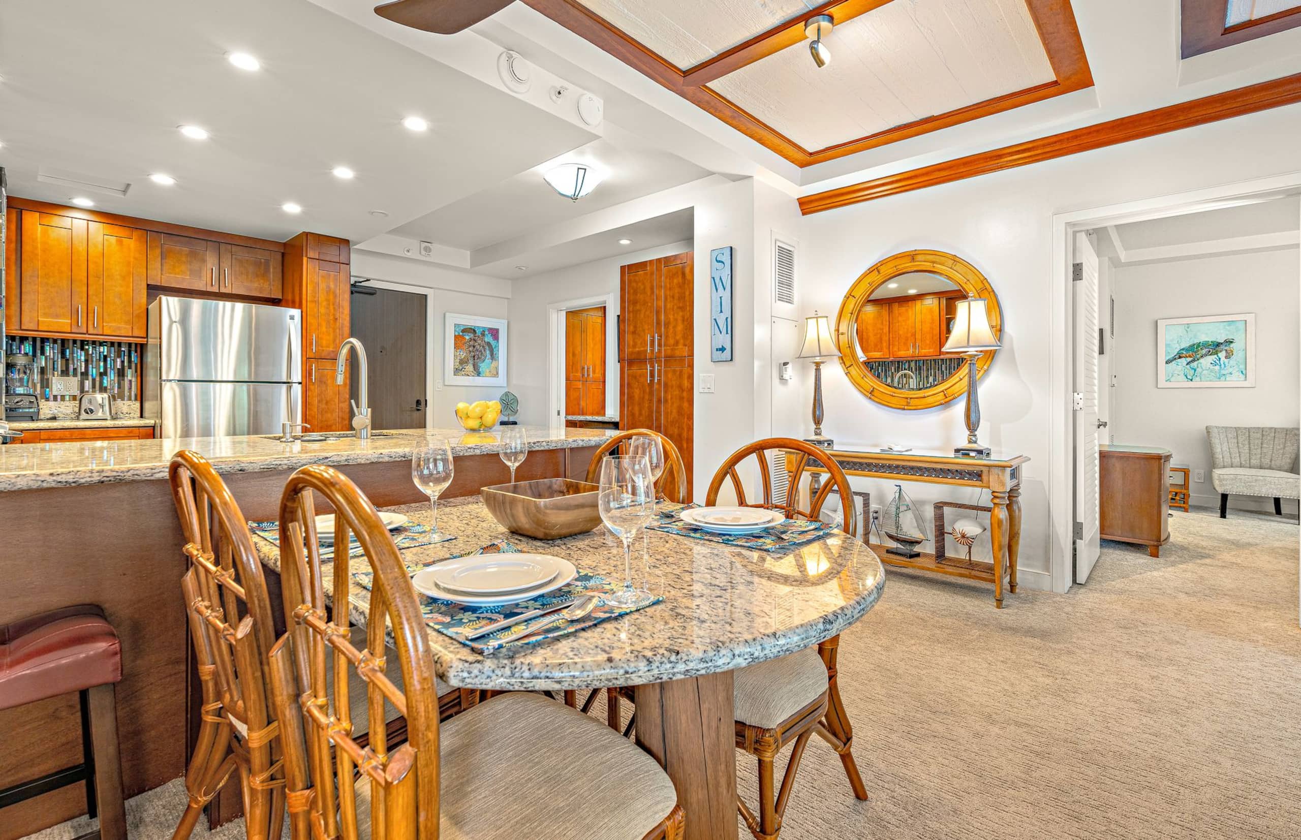 Condo in Lahaina · ★4.82 · 1 bedroom · 2 beds · 2 baths - Image 8