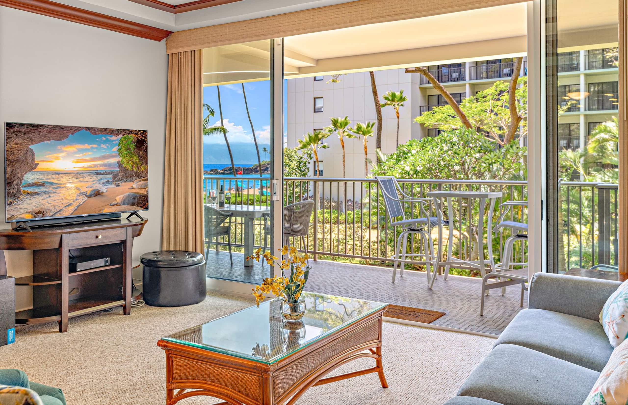Condo in Lahaina · ★4.82 · 1 bedroom · 2 beds · 2 baths - Image 10