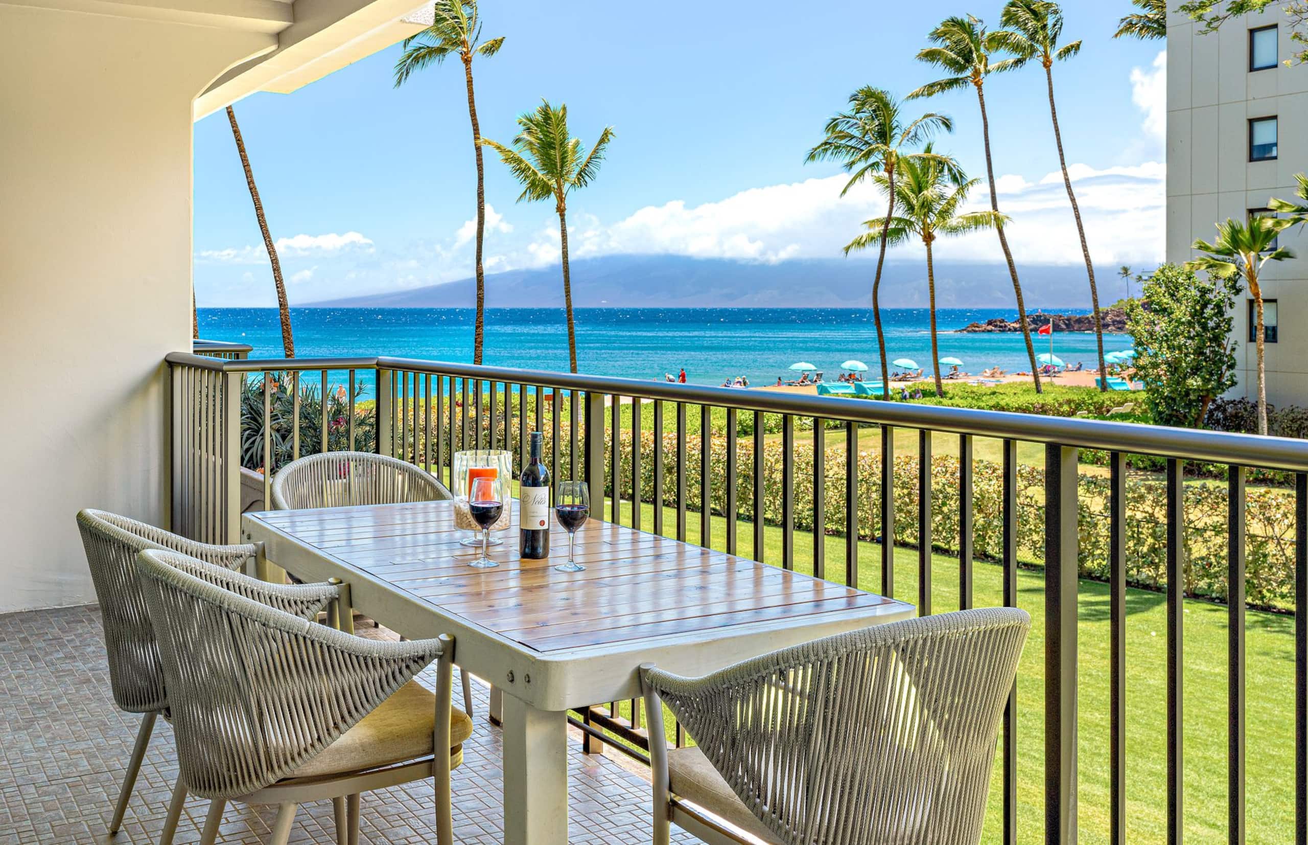 Condo in Lahaina · ★4.82 · 1 bedroom · 2 beds · 2 baths - Image 1