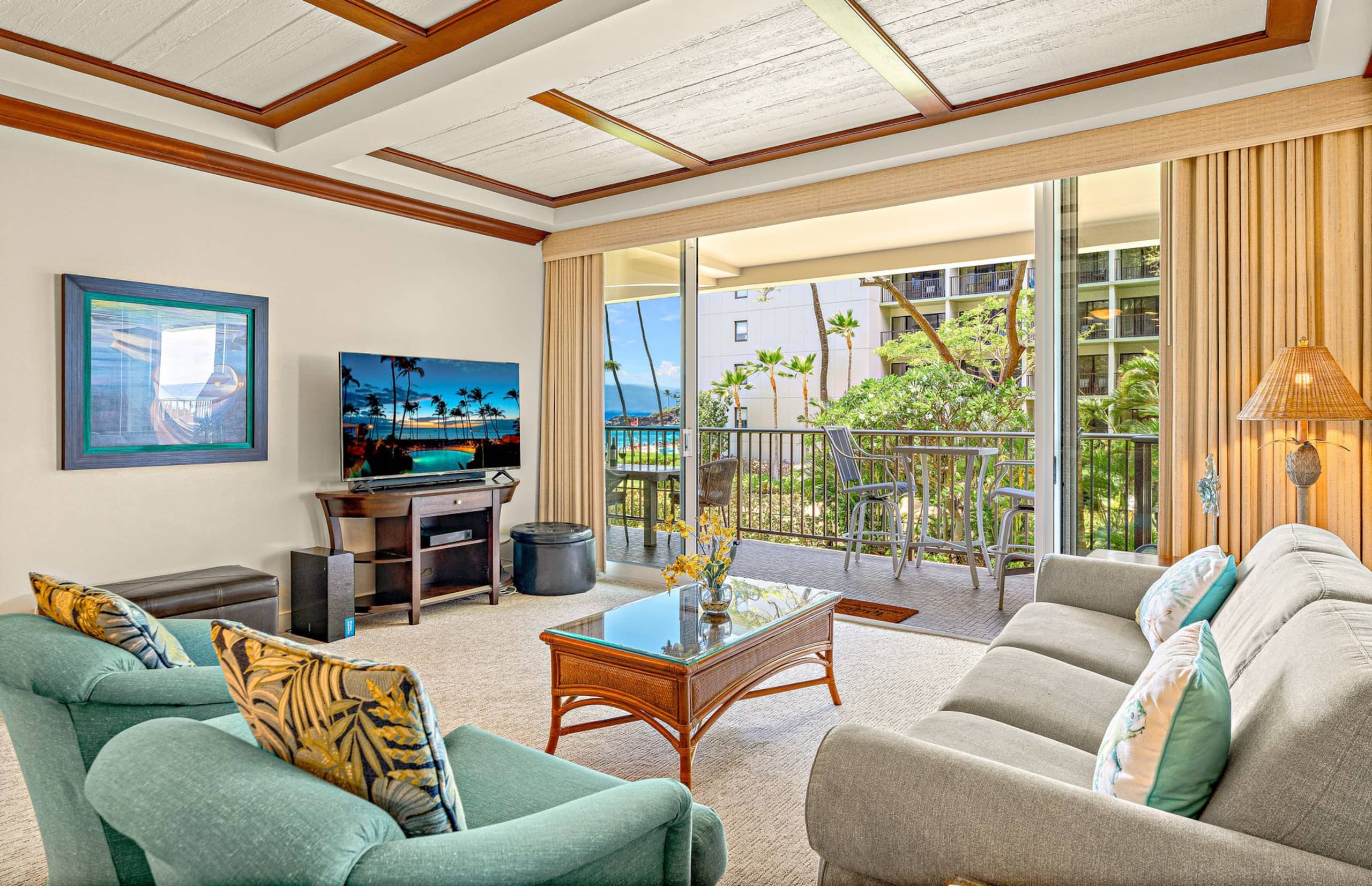 Condo in Lahaina · ★4.82 · 1 bedroom · 2 beds · 2 baths - Image 4