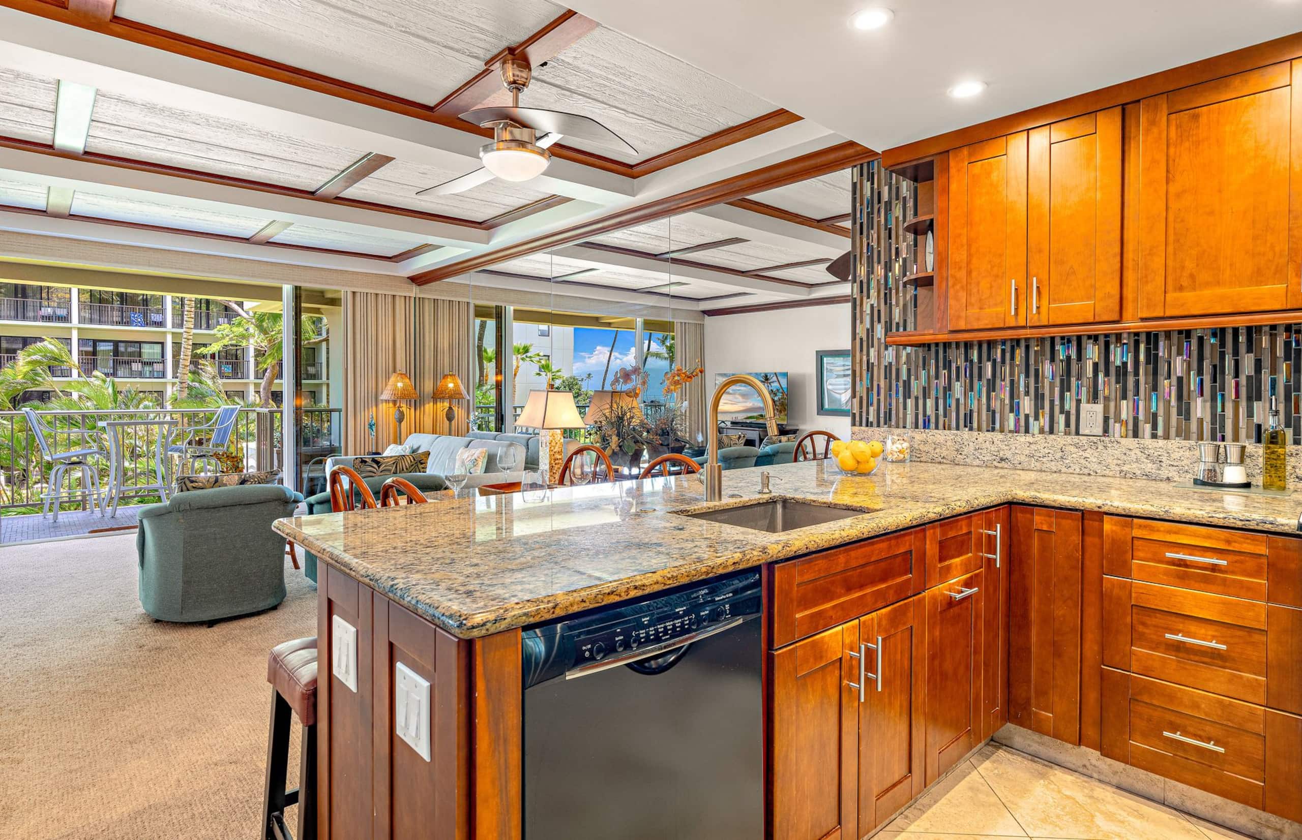 Condo in Lahaina · ★4.82 · 1 bedroom · 2 beds · 2 baths - Image 6