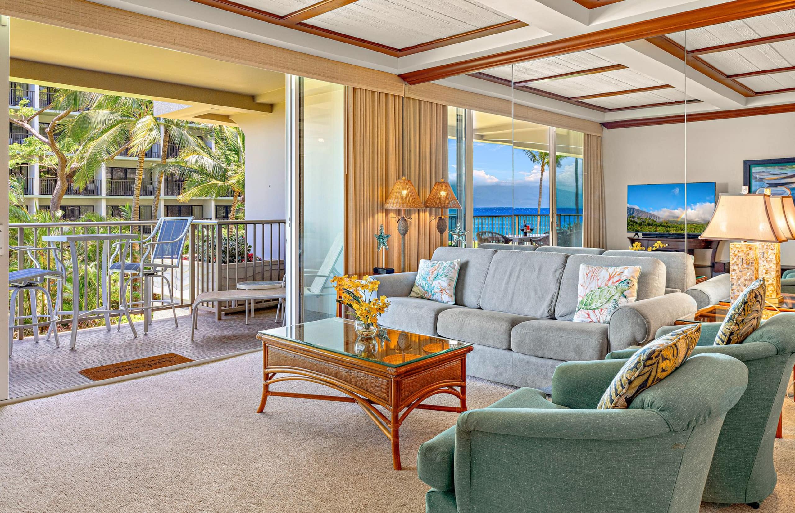 Condo in Lahaina · ★4.82 · 1 bedroom · 2 beds · 2 baths - Image 3