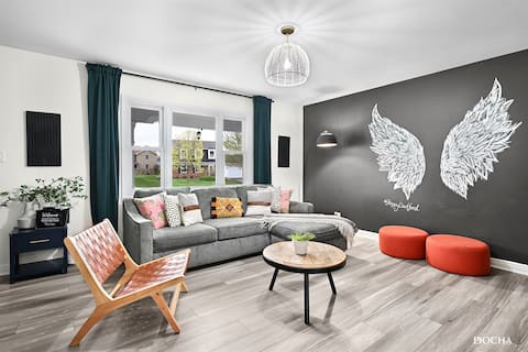 InstaWorthy! Modern Gem, Perfect Family Getaway-Pe