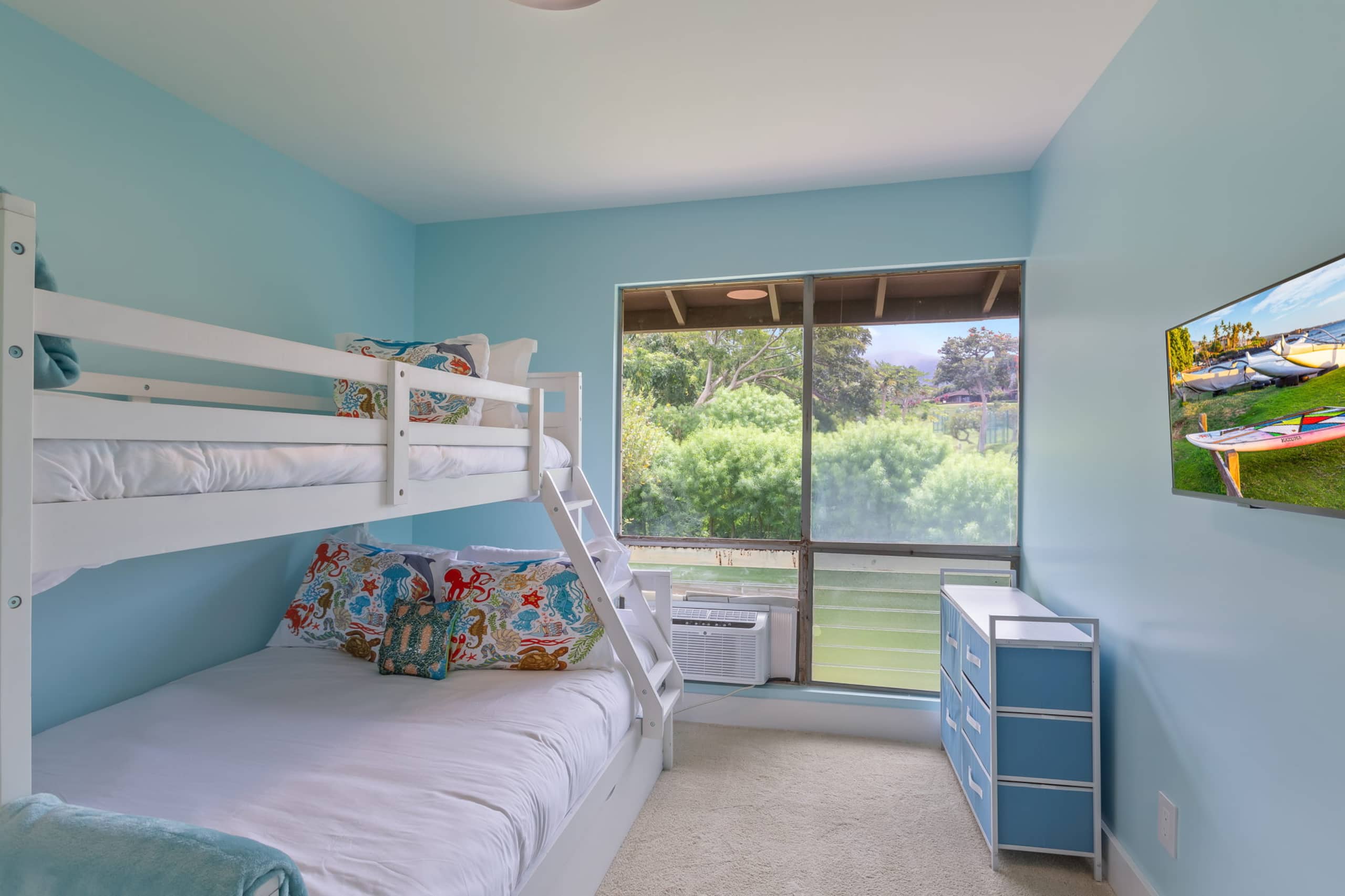 Condo in Lahaina · ★4.79 · 3 bedrooms · 5 beds · 3 shared baths - Image 43