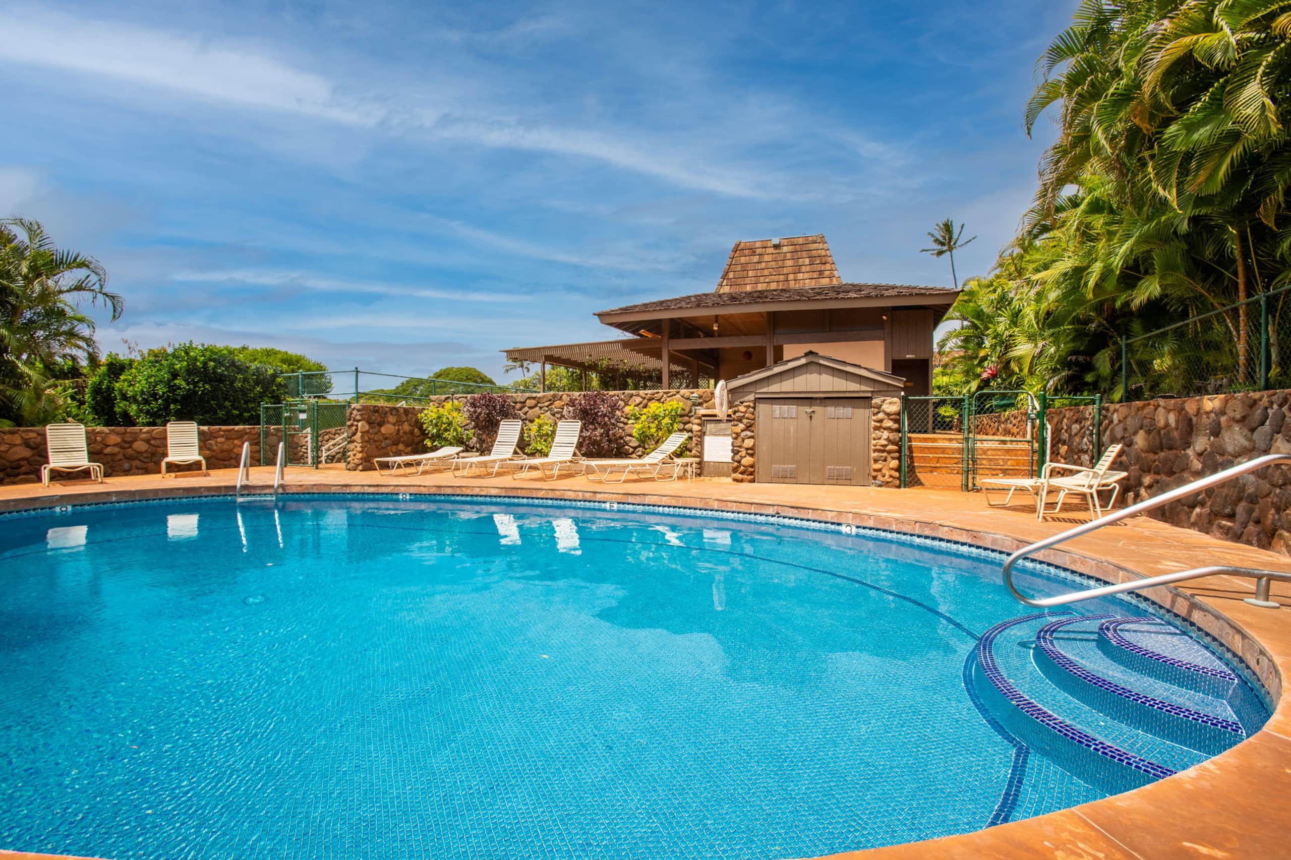 Condo in Lahaina · ★4.79 · 3 bedrooms · 5 beds · 3 shared baths - Image 53
