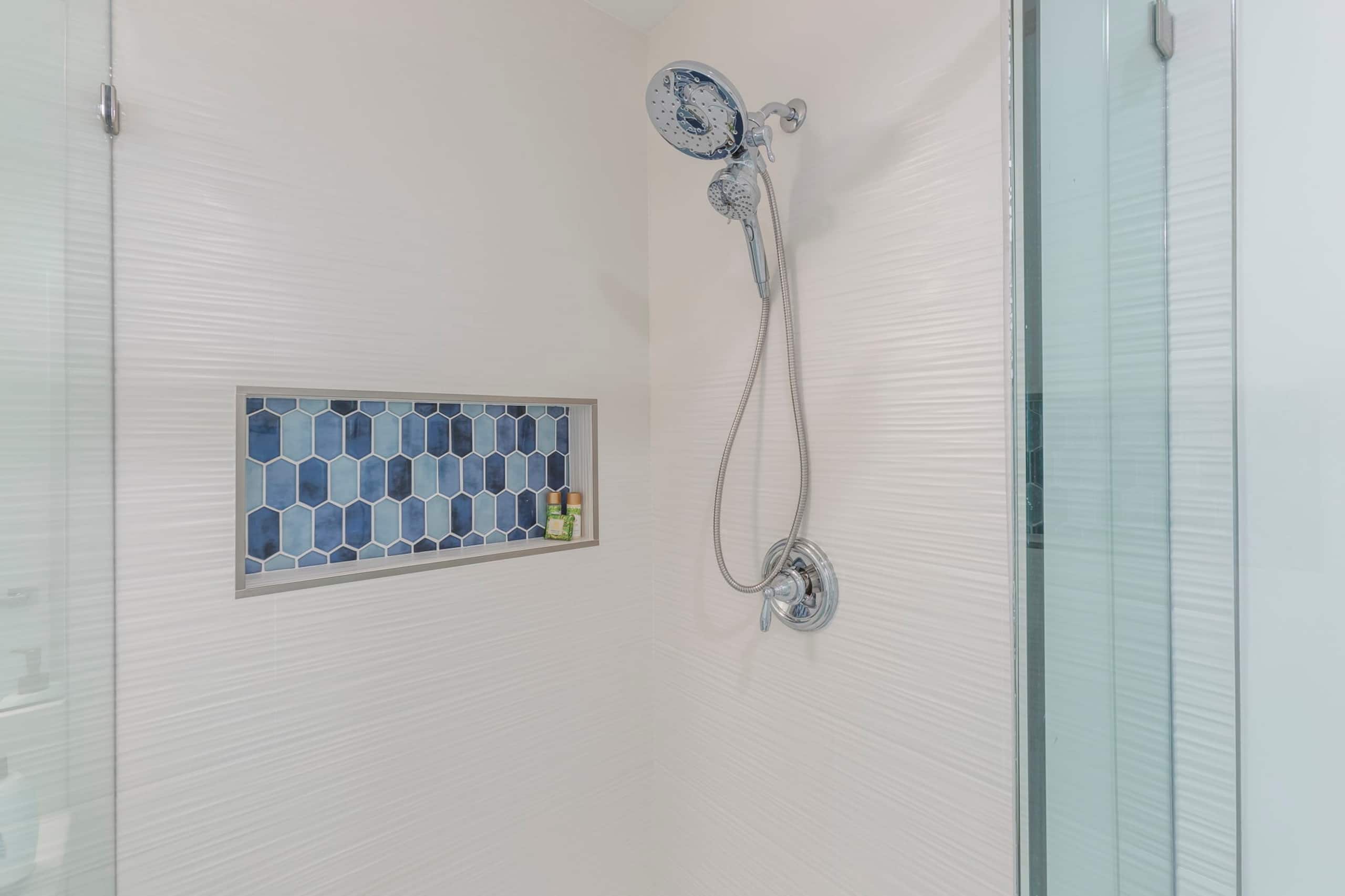 Condo in Lahaina · ★4.79 · 3 bedrooms · 5 beds · 3 shared baths - Image 47