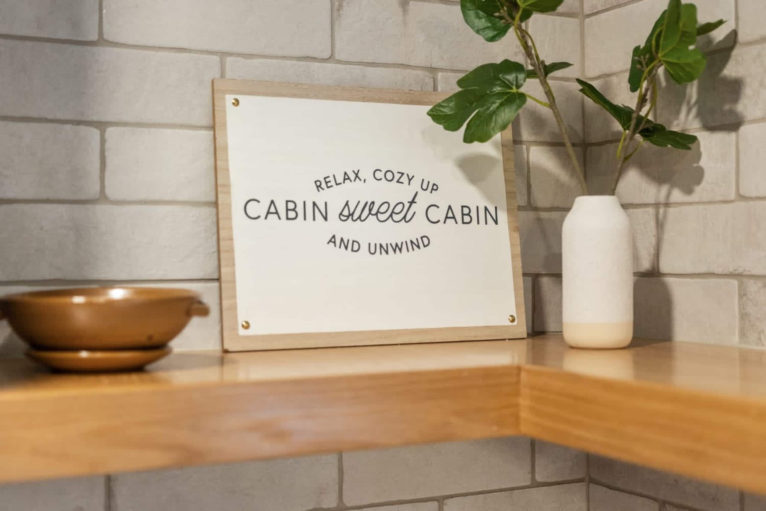 Large Modern Cabin at the Y, Walk to Dining - Photo 9