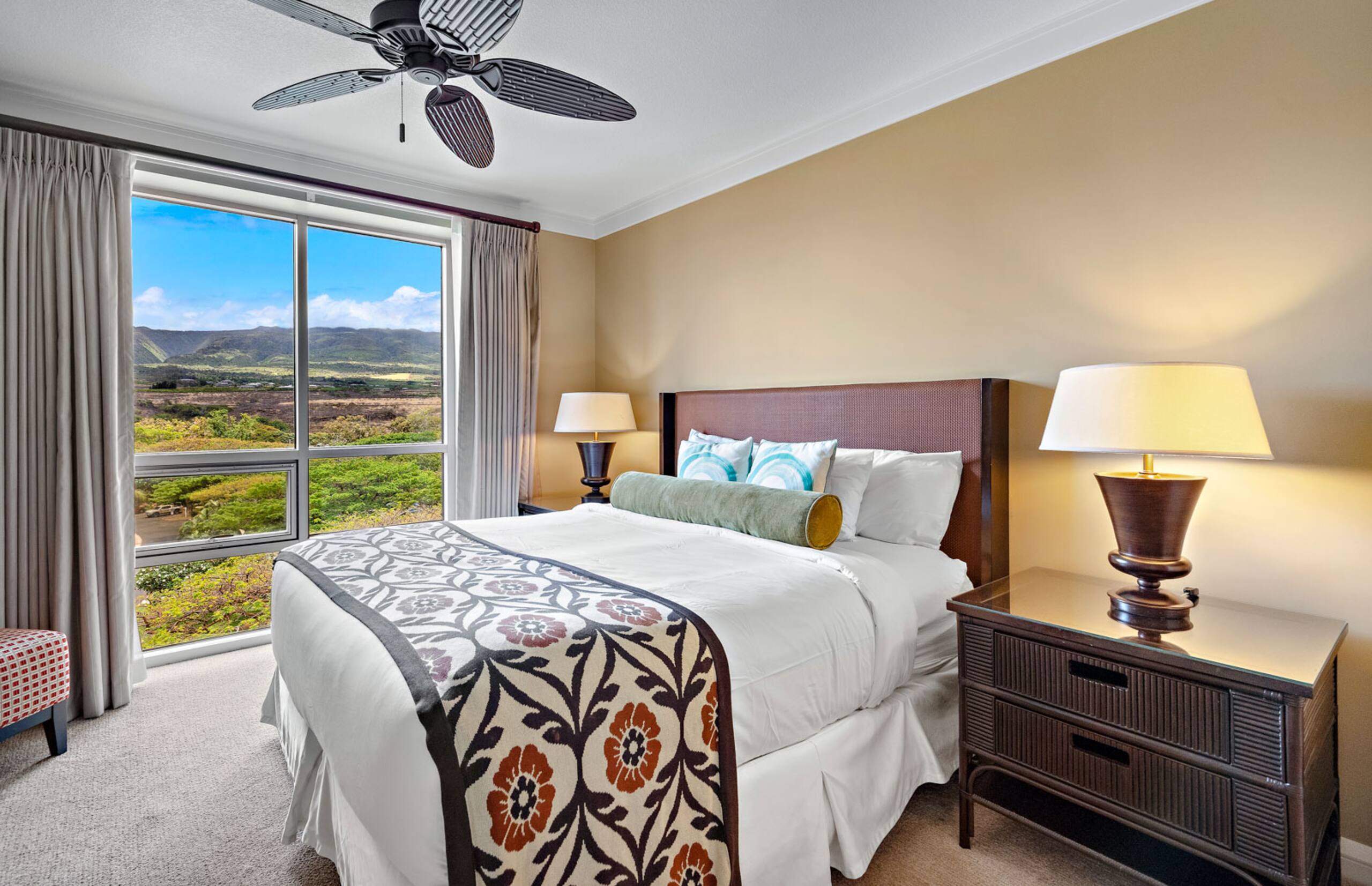 Condo in Lahaina · ★4.44 · 2 bedrooms · 3 beds · 2 baths - Image 23