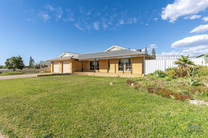 White Sands - Located  Just 300m From Lancelins B - Lancelin