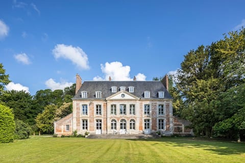 Chateau Falaises