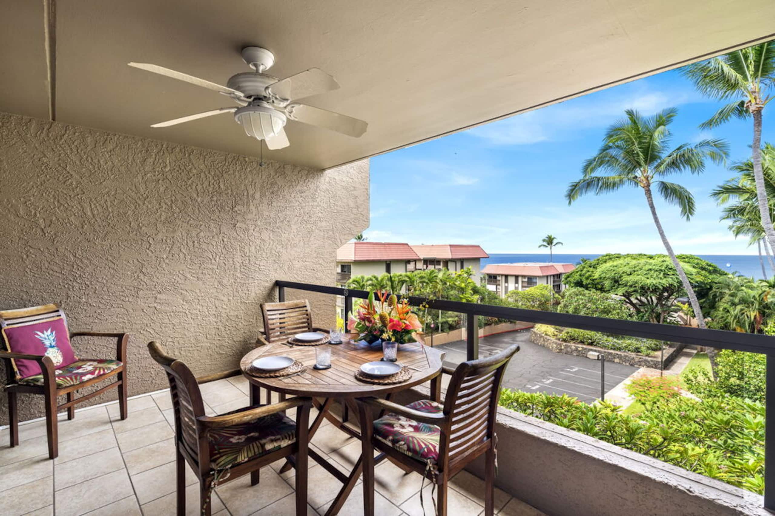Condo in Kailua-Kona · ★4.89 · 1 bedroom · 2 beds · 2 private baths - Image 7