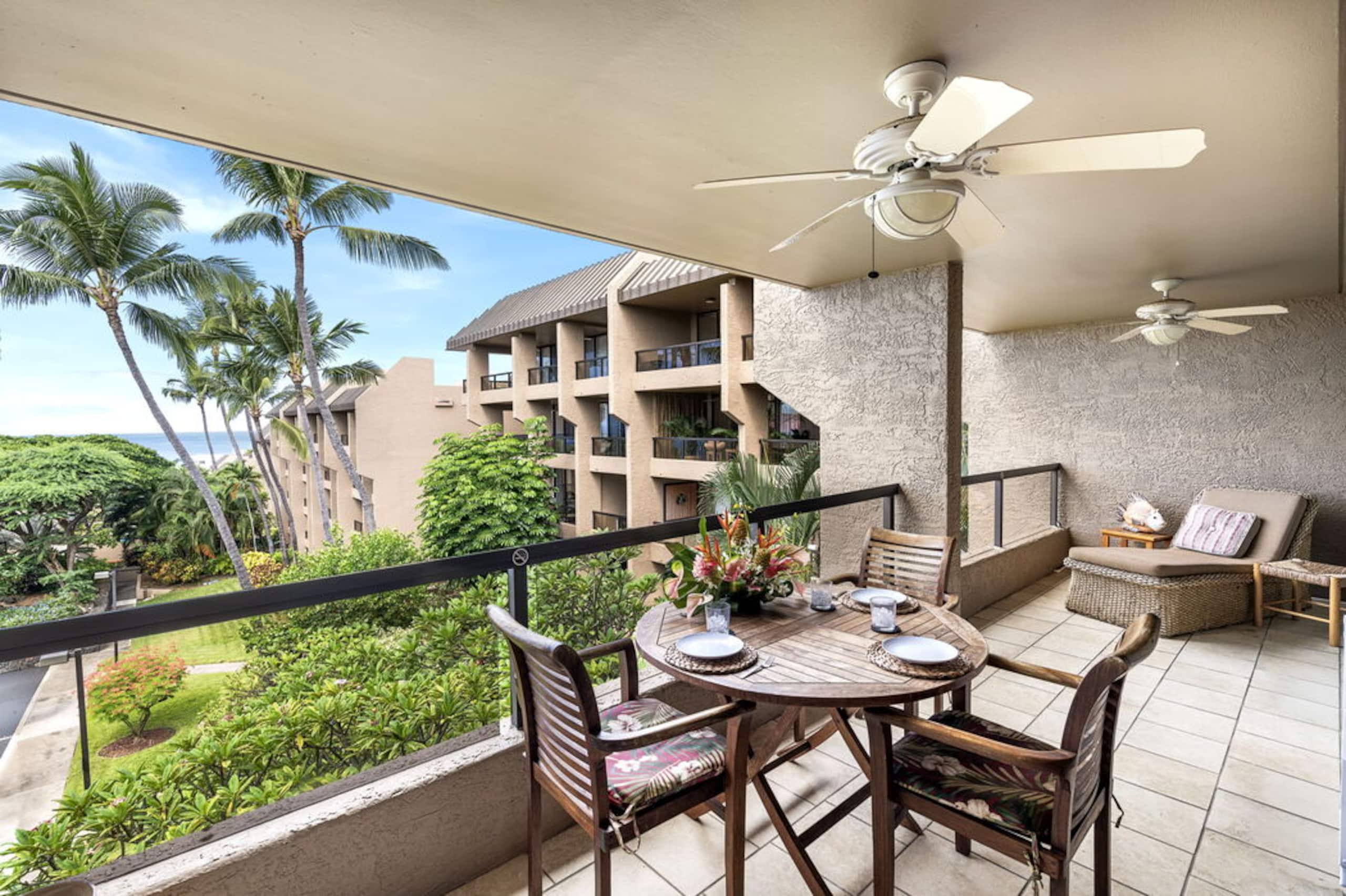 Condo in Kailua-Kona · ★4.89 · 1 bedroom · 2 beds · 2 private baths - Image 8